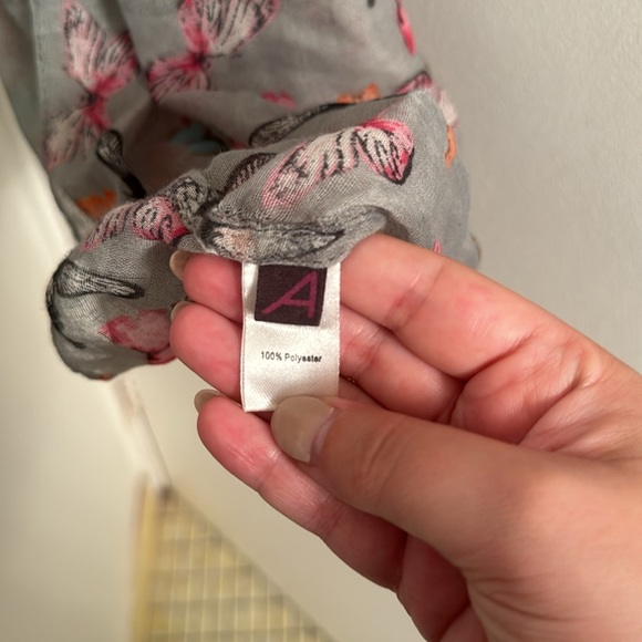 Ardene Infinity Scarf - Picture 3 of 3